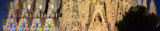 Barcelona - Sagrada Familia bei Nacht